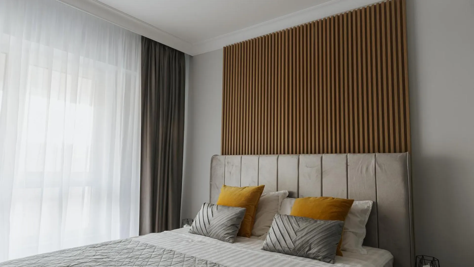 Signature Tn Executive Suites 3 Bucharest 0*,  Romania